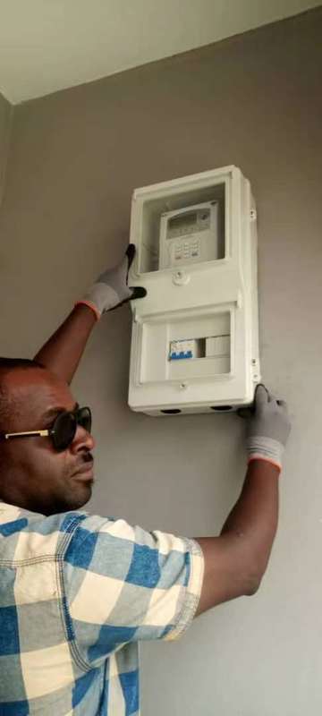 Peralatan uji meter listrik frekuensi 50Hz dengan protokol standar STS untuk pengujian tahan lama dan tahan lama